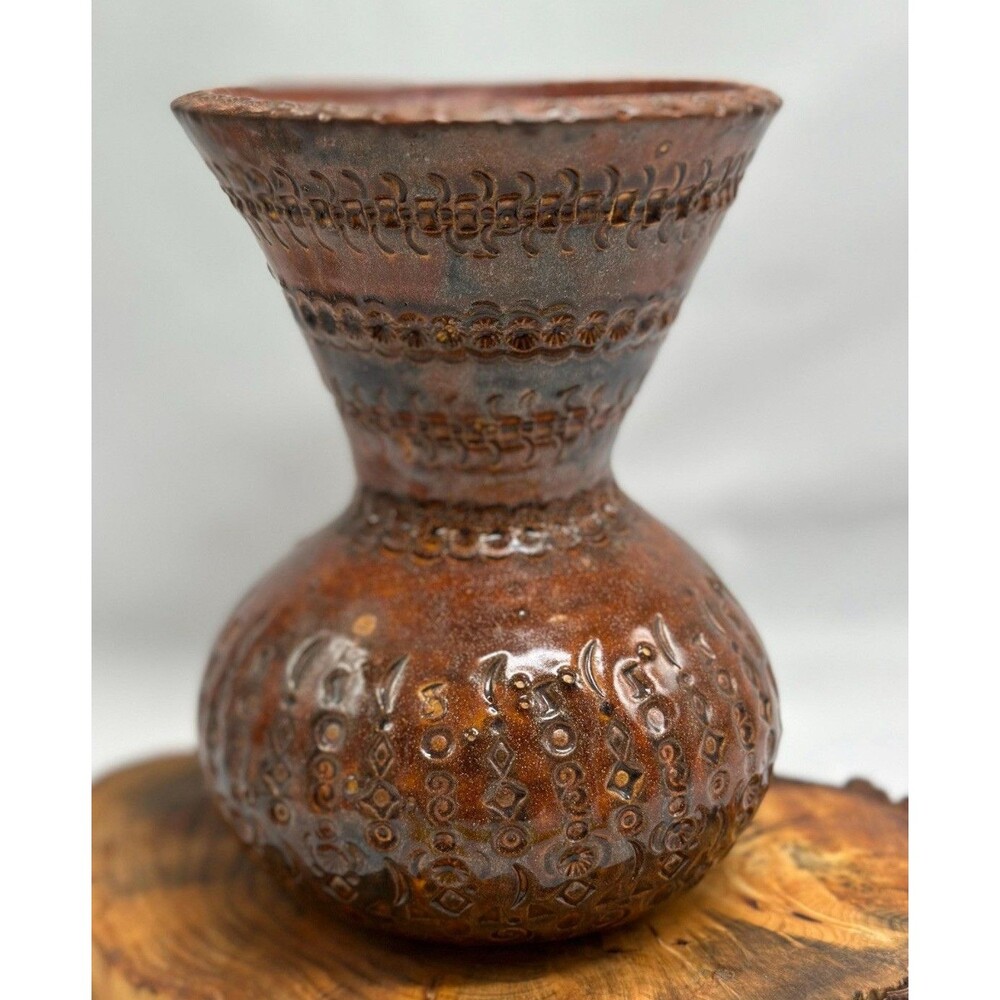 Sheldon Pottery Vase Pot Amazing Details And Accents Signed